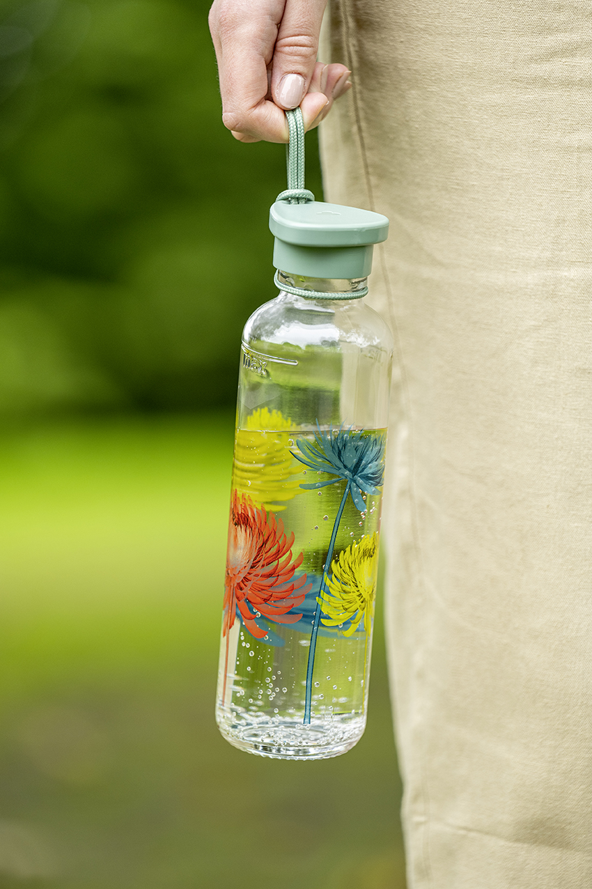 PRÄSENT - LEONARDO Flower - Flasche 0,5l mint 